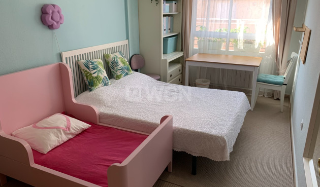 Odsprzedaż - Mieszkanie w bloku - Torrevieja - Costa Blanca