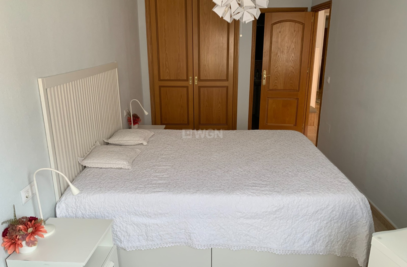 Odsprzedaż - Mieszkanie w bloku - Torrevieja - Costa Blanca