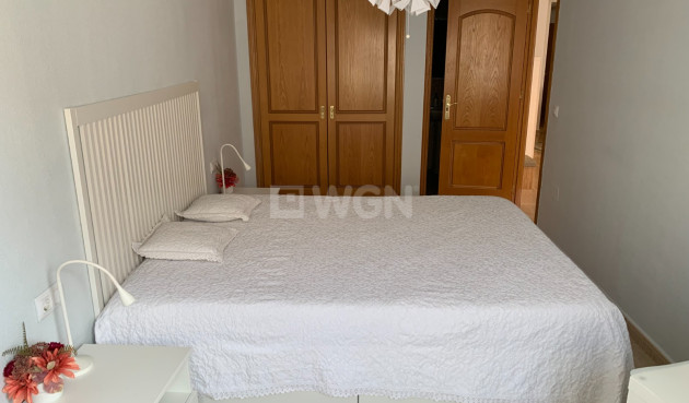 Odsprzedaż - Mieszkanie w bloku - Torrevieja - Costa Blanca