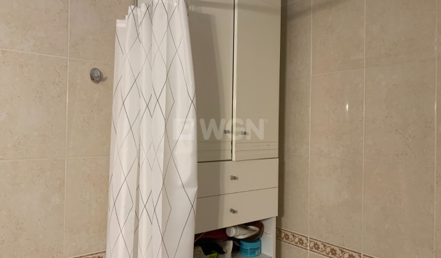 Odsprzedaż - Mieszkanie w bloku - Torrevieja - Costa Blanca