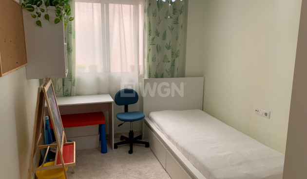 Odsprzedaż - Mieszkanie w bloku - Torrevieja - Costa Blanca