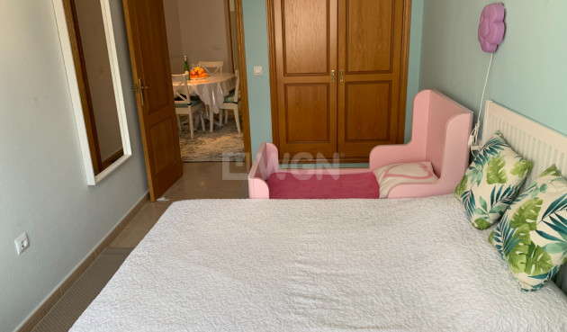 Odsprzedaż - Mieszkanie w bloku - Torrevieja - Costa Blanca