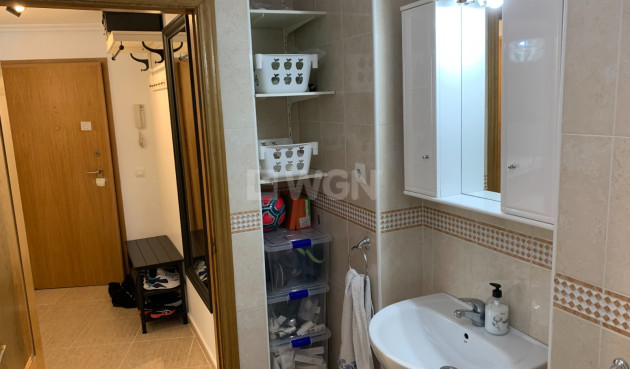 Odsprzedaż - Mieszkanie w bloku - Torrevieja - Costa Blanca