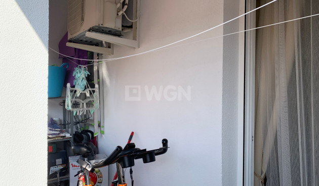 Odsprzedaż - Mieszkanie w bloku - Torrevieja - Costa Blanca