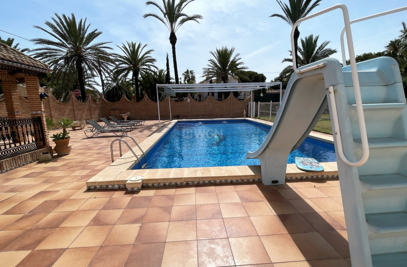 Reventa - Villa - Orihuela Costa - Costa Blanca
