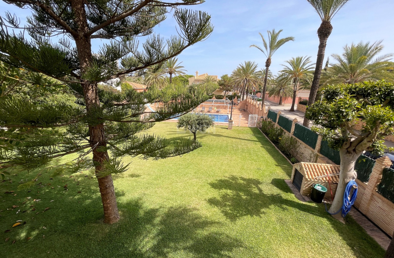 Reventa - Villa - Orihuela Costa - Costa Blanca