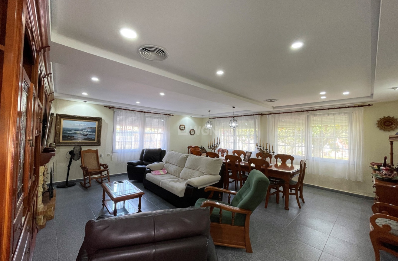 Reventa - Villa - Orihuela Costa - Costa Blanca