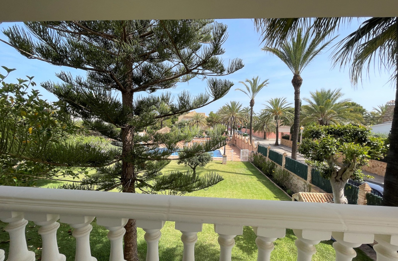 Reventa - Villa - Orihuela Costa - Costa Blanca