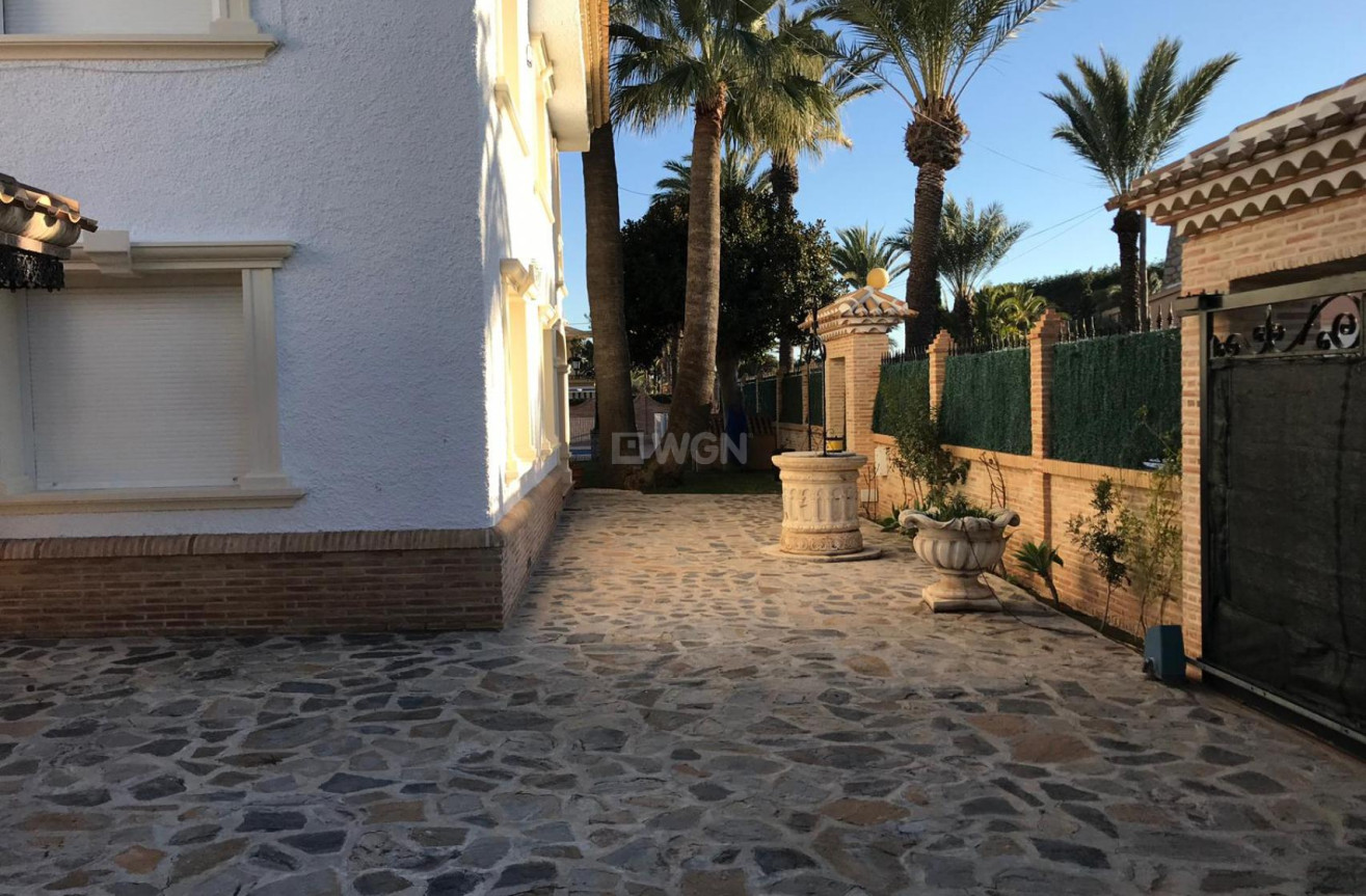 Reventa - Villa - Orihuela Costa - Costa Blanca