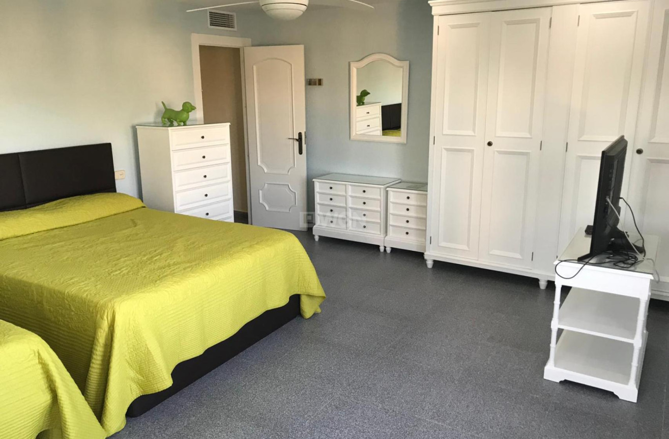 Reventa - Villa - Orihuela Costa - Costa Blanca