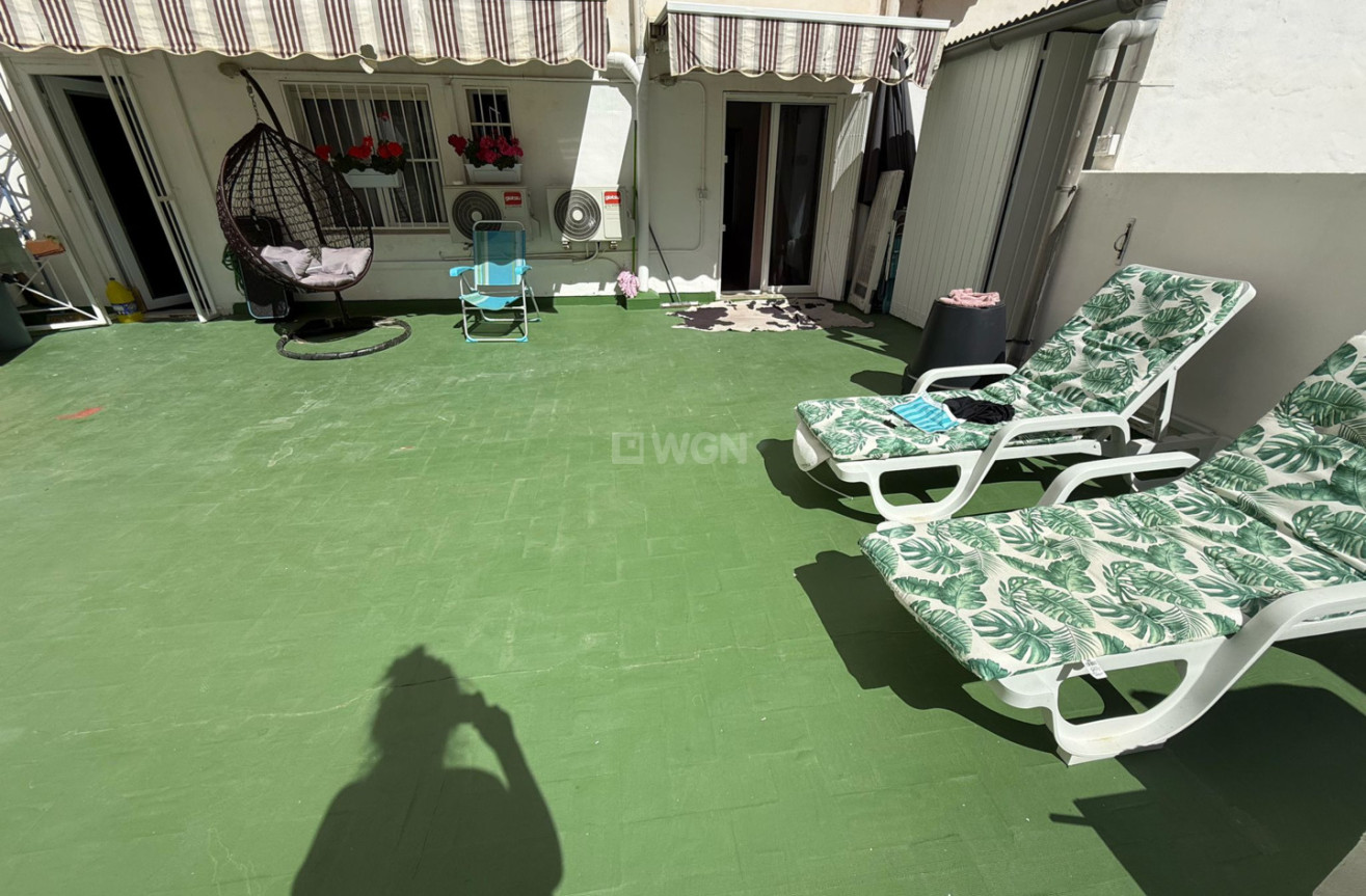 Odsprzedaż - Mieszkanie w bloku - Torrevieja - Costa Blanca