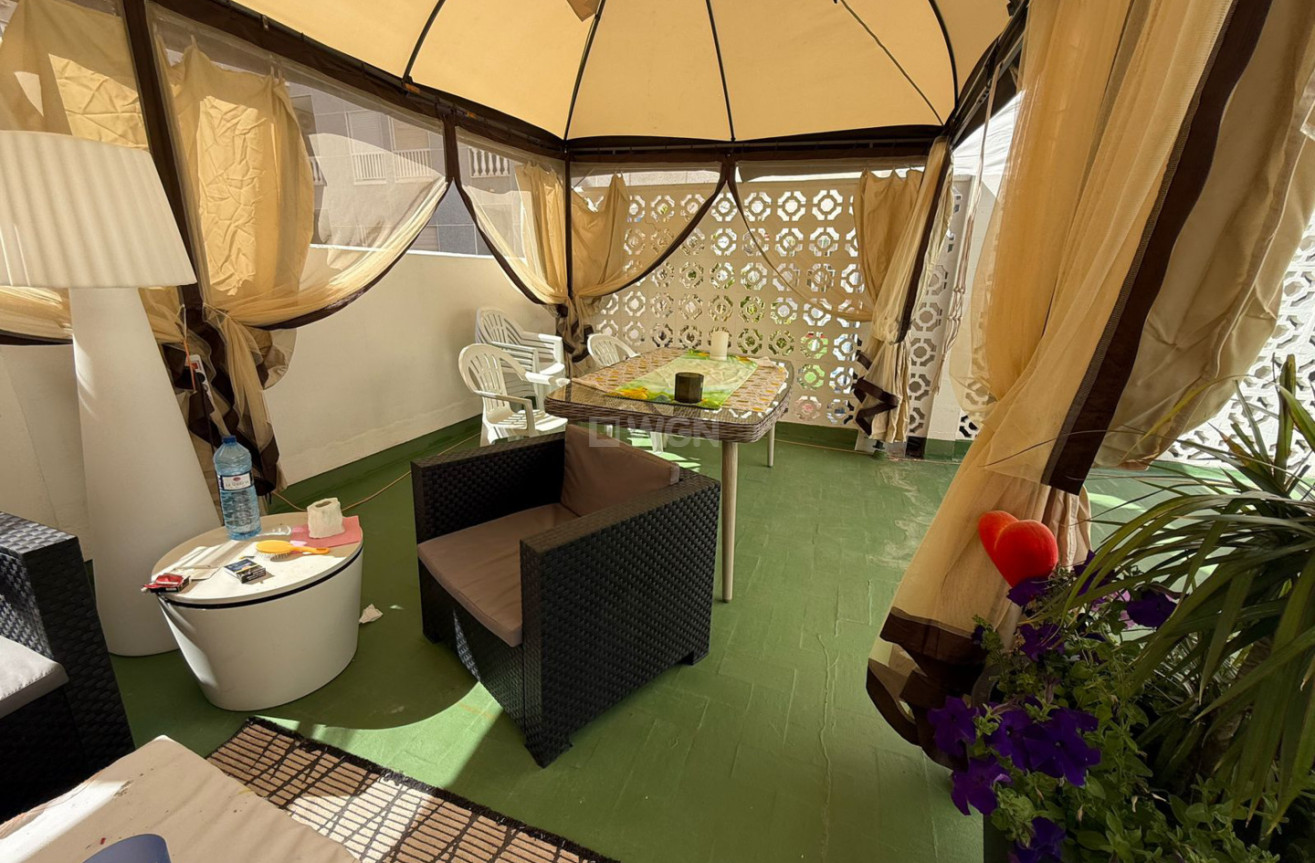 Odsprzedaż - Mieszkanie w bloku - Torrevieja - Costa Blanca