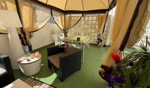 Odsprzedaż - Mieszkanie w bloku - Torrevieja - Costa Blanca