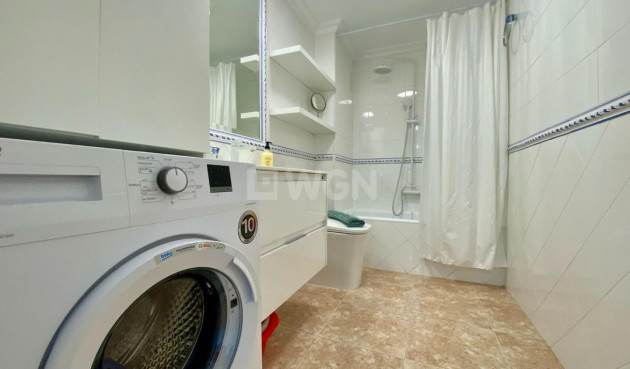 Resale - Apartment / flat - Torrevieja - Costa Blanca