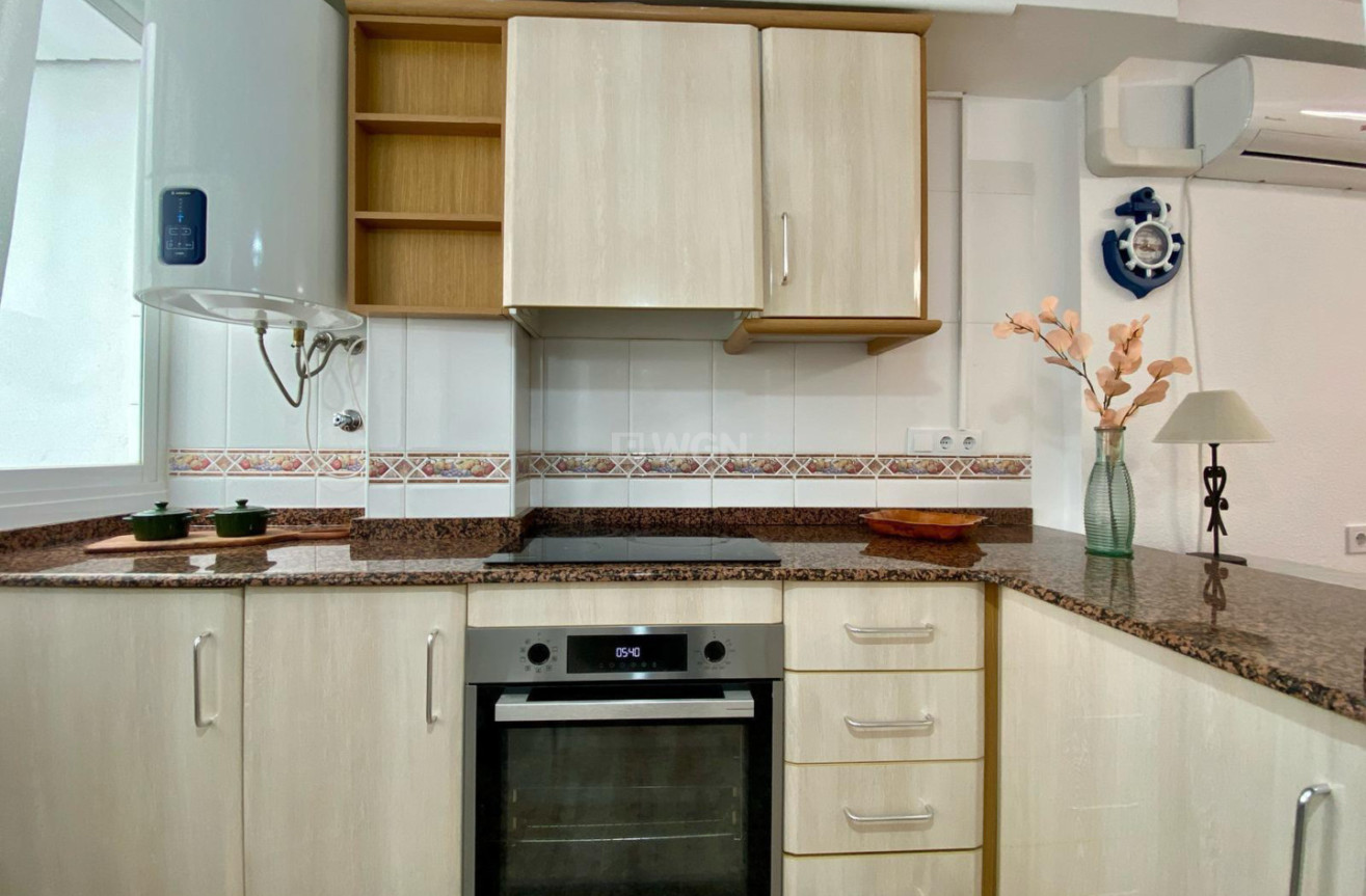 Resale - Apartment / flat - Torrevieja - Costa Blanca