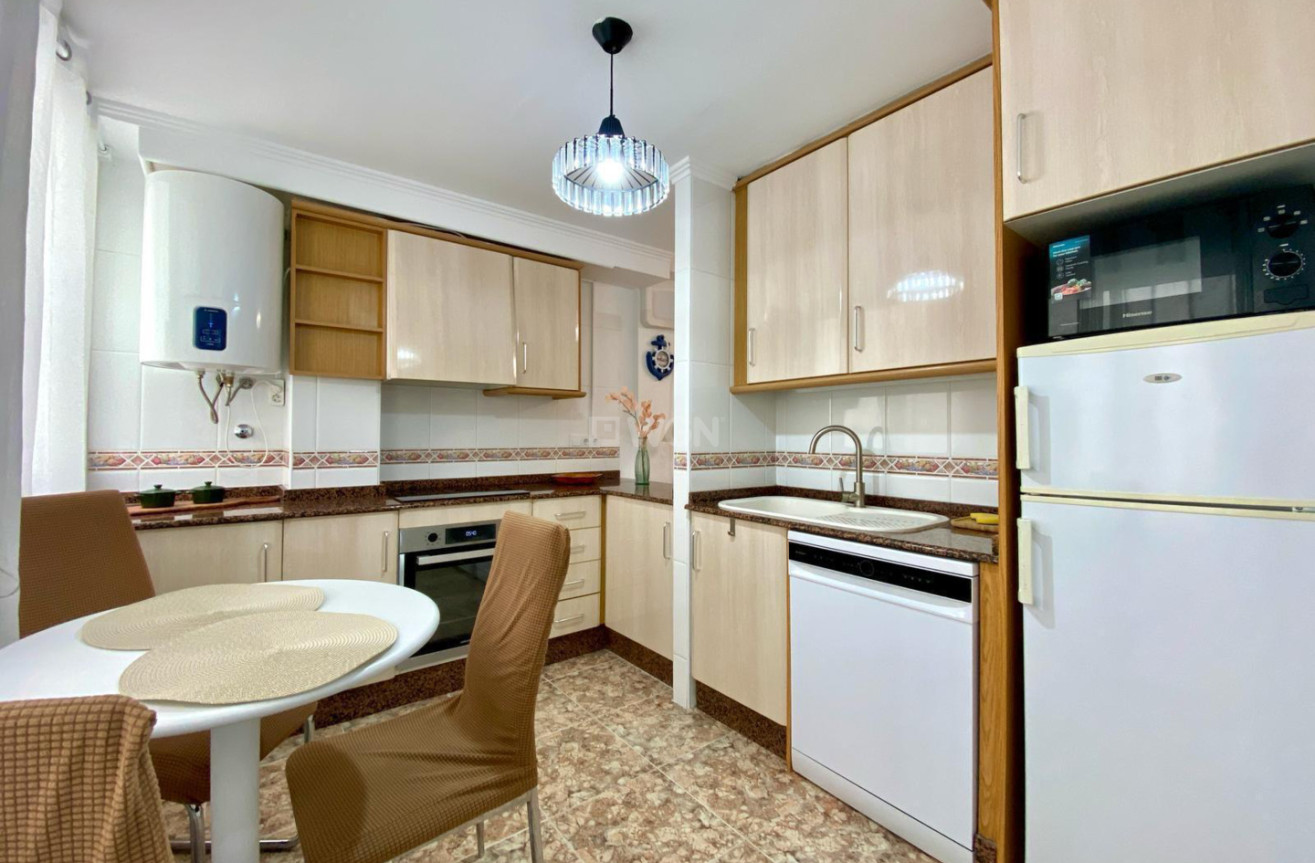 Resale - Apartment / flat - Torrevieja - Costa Blanca
