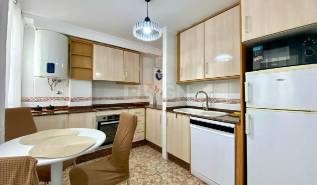 Resale - Apartment / flat - Torrevieja - Costa Blanca