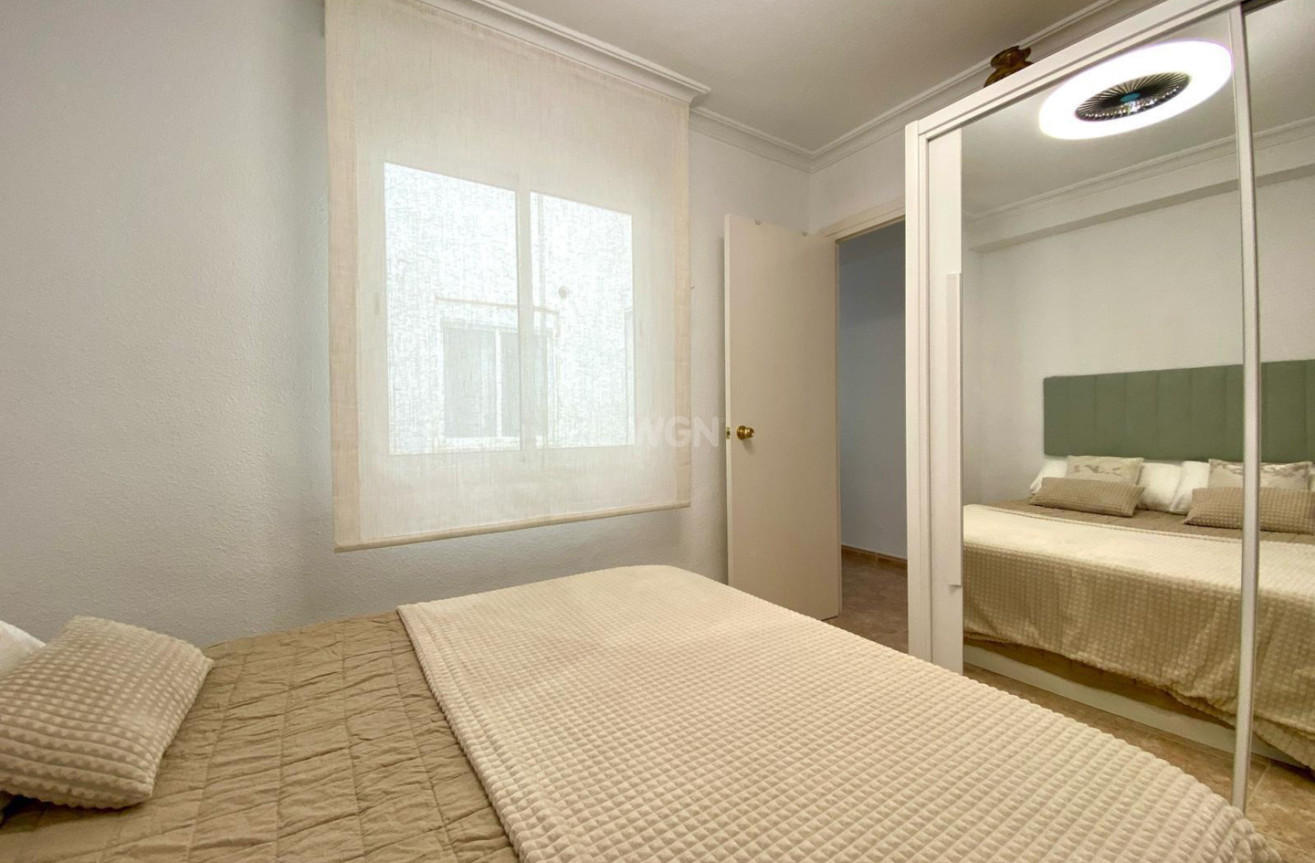 Resale - Apartment / flat - Torrevieja - Costa Blanca