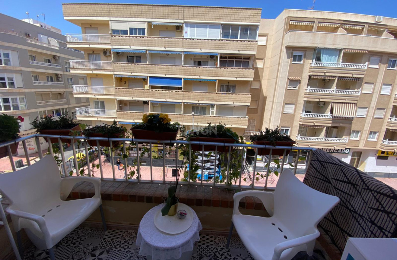 Resale - Apartment / flat - Torrevieja - Costa Blanca
