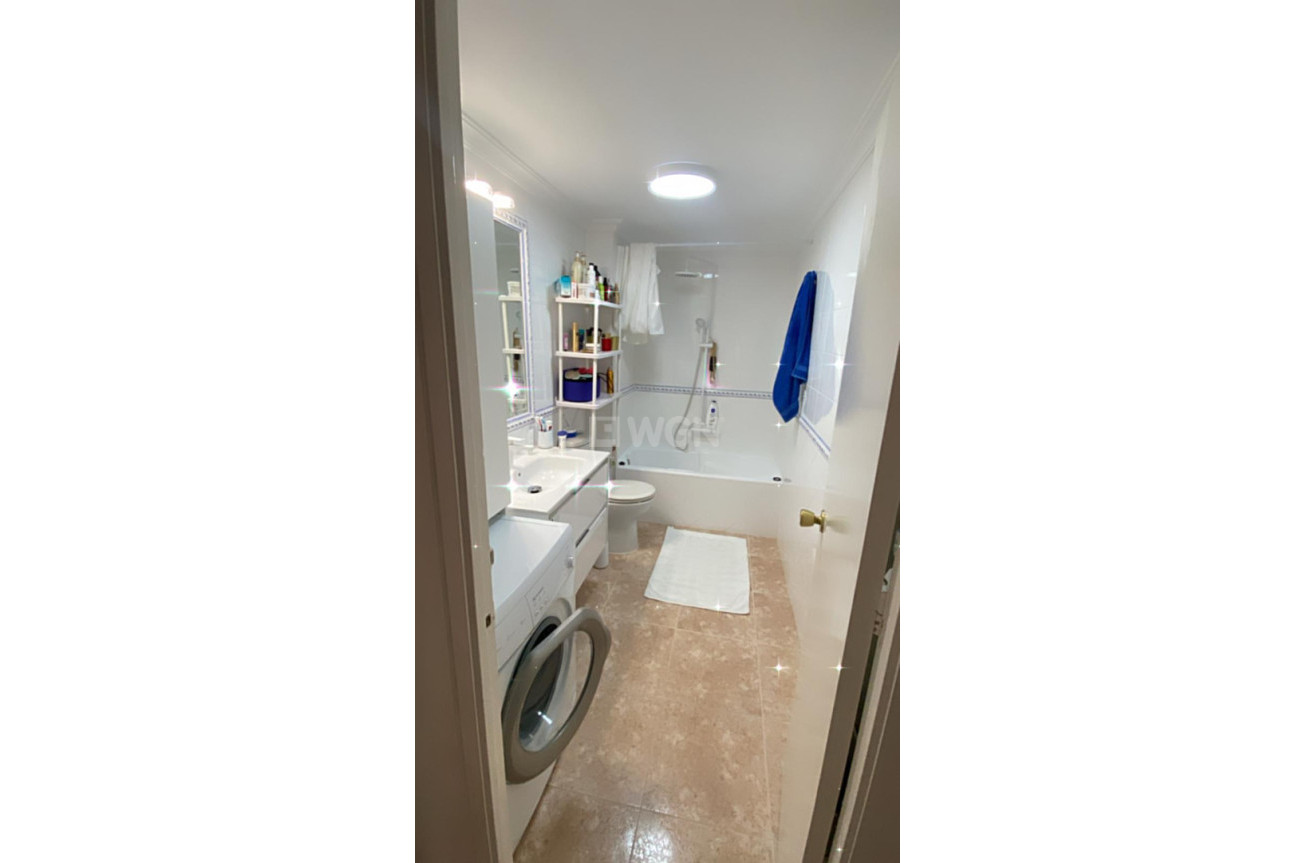 Resale - Apartment / flat - Torrevieja - Costa Blanca