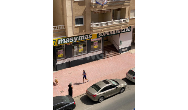 Resale - Apartment / flat - Torrevieja - Costa Blanca