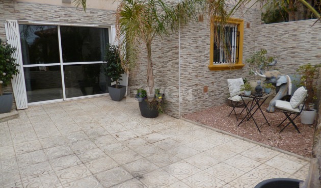 Reventa - Villa - Playa Flamenca - Costa Blanca