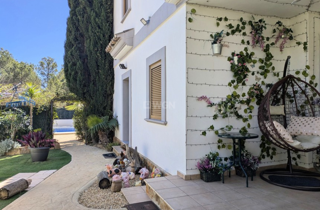 Odsprzedaż - Villa - Benidorm - Costa Blanca