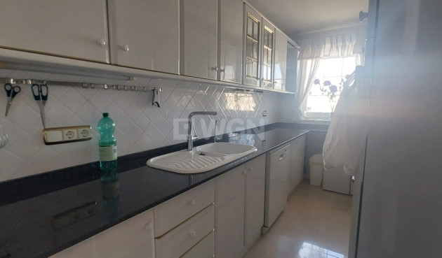 Odsprzedaż - Mieszkanie w bloku - Guardamar del Segura - Costa Blanca