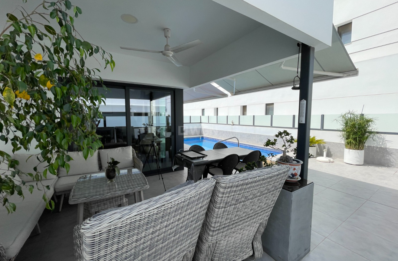 Odsprzedaż - Kamienica - Dolores - Costa Blanca