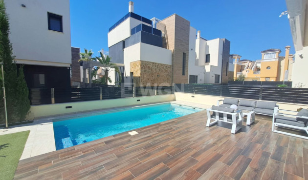 Odsprzedaż - Villa - Orihuela Costa - Costa Blanca