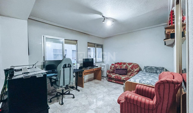 Odsprzedaż - Mieszkanie w bloku - Alicante - Costa Blanca