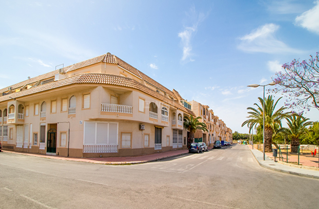 Resale - Apartment / flat - Torrevieja - Costa Blanca