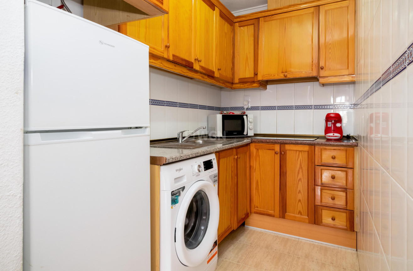 Resale - Apartment / flat - Torrevieja - Costa Blanca