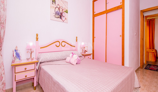 Resale - Apartment / flat - Torrevieja - Costa Blanca