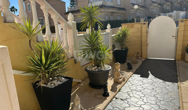 Odsprzedaż - Mieszkanie w bloku - San Miguel de Salinas - Inland