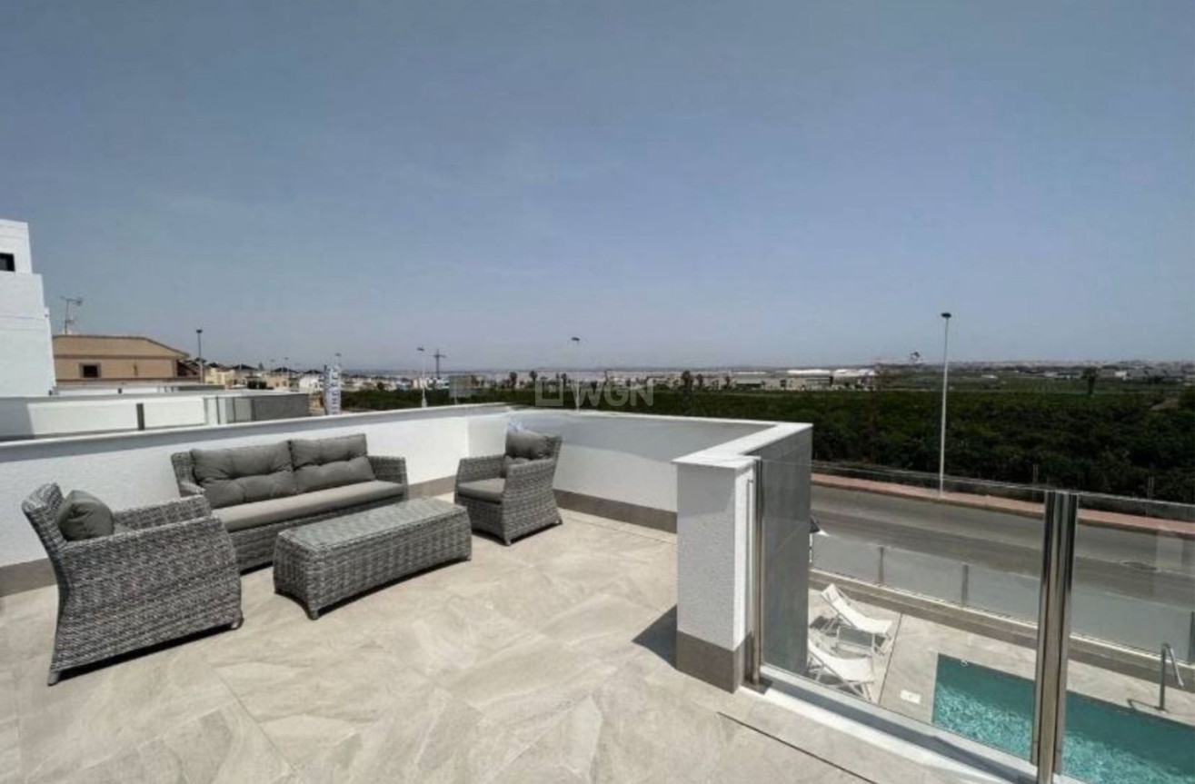Resale - Villa - Torrevieja - Costa Blanca
