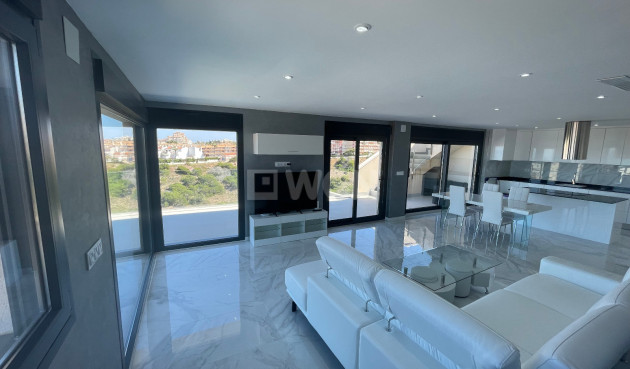 Odsprzedaż - Villa - La Mata - Costa Blanca