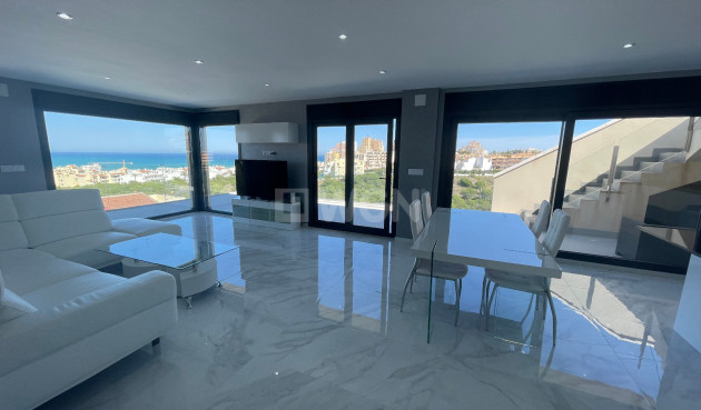 Odsprzedaż - Villa - La Mata - Costa Blanca