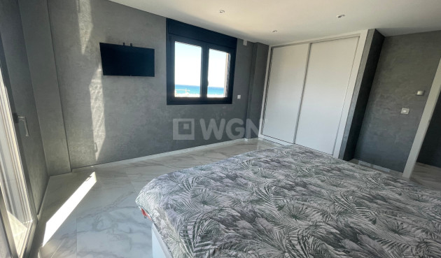 Odsprzedaż - Villa - La Mata - Costa Blanca