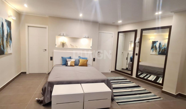 Odsprzedaż - Villa - Calpe - Costa Blanca