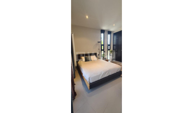 Odsprzedaż - Villa - Calpe - Costa Blanca