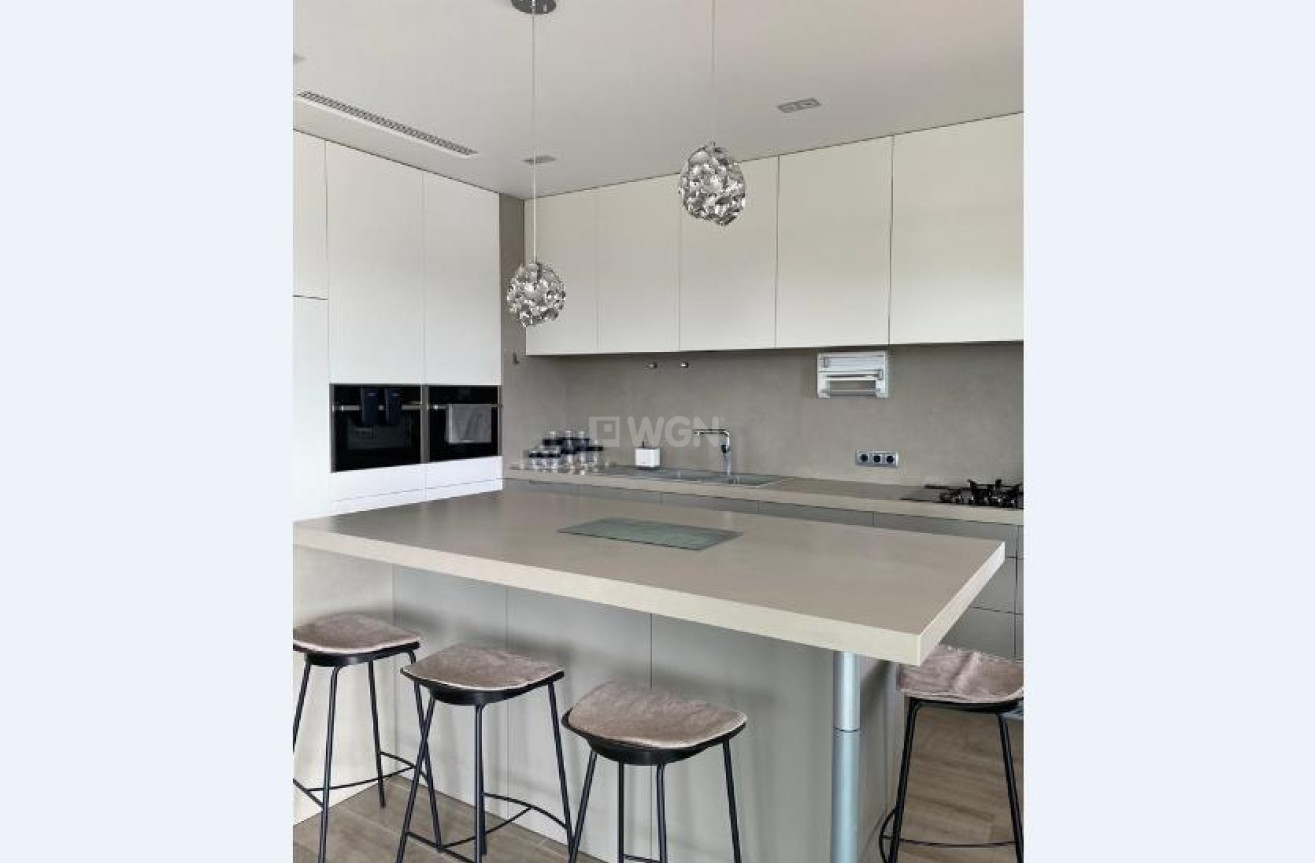 Odsprzedaż - Villa - El Campello - Costa Blanca