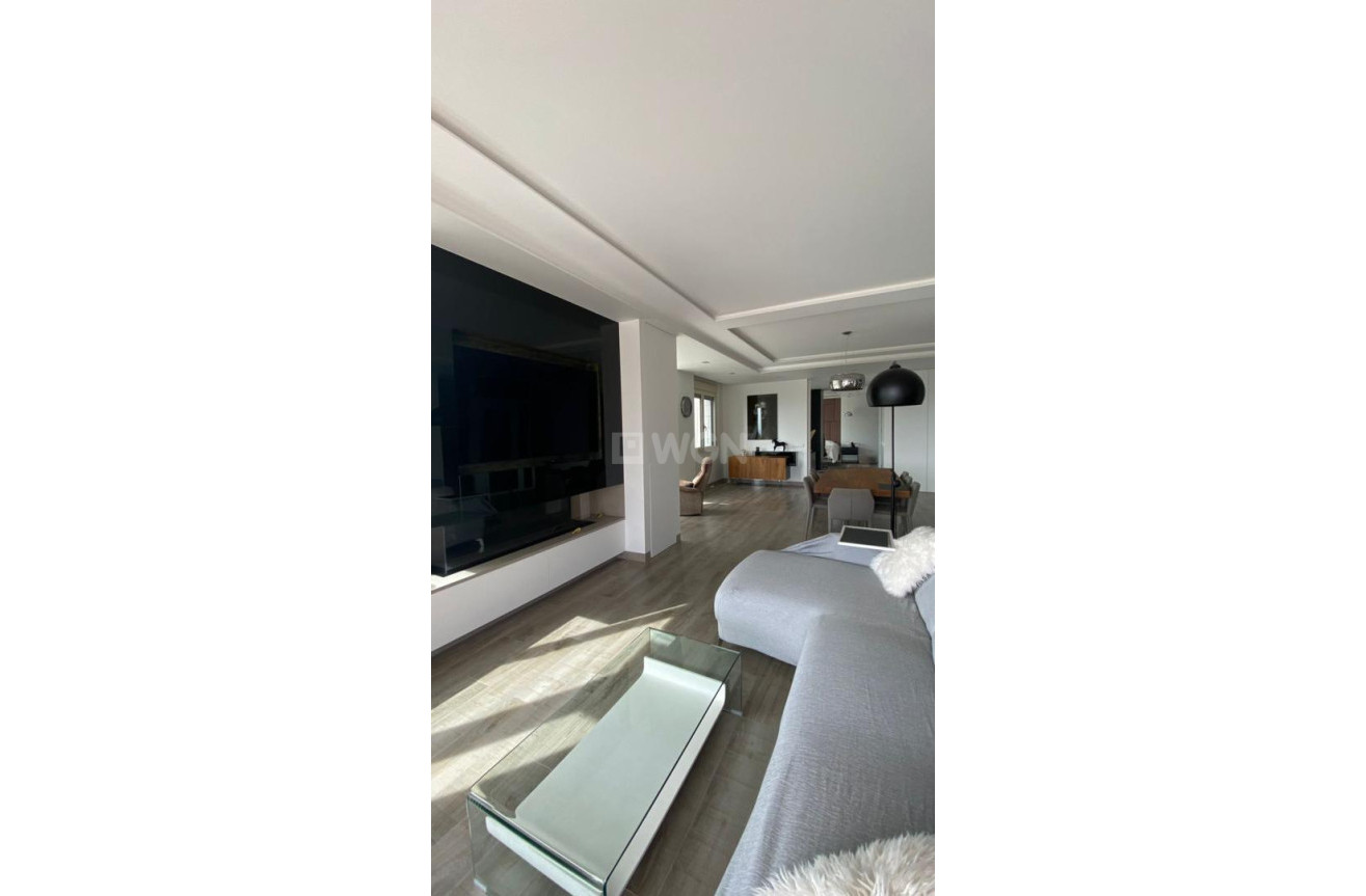 Odsprzedaż - Villa - El Campello - Costa Blanca