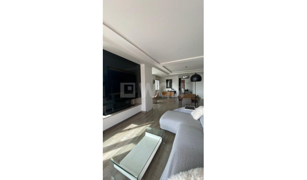 Odsprzedaż - Villa - El Campello - Costa Blanca