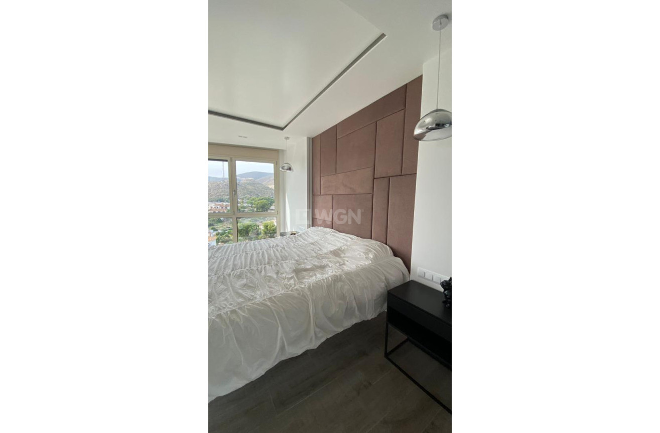 Odsprzedaż - Villa - El Campello - Costa Blanca