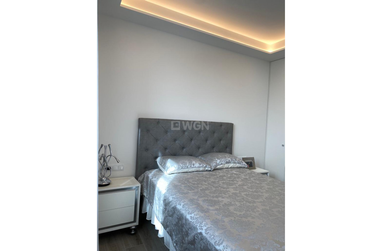 Odsprzedaż - Villa - El Campello - Costa Blanca