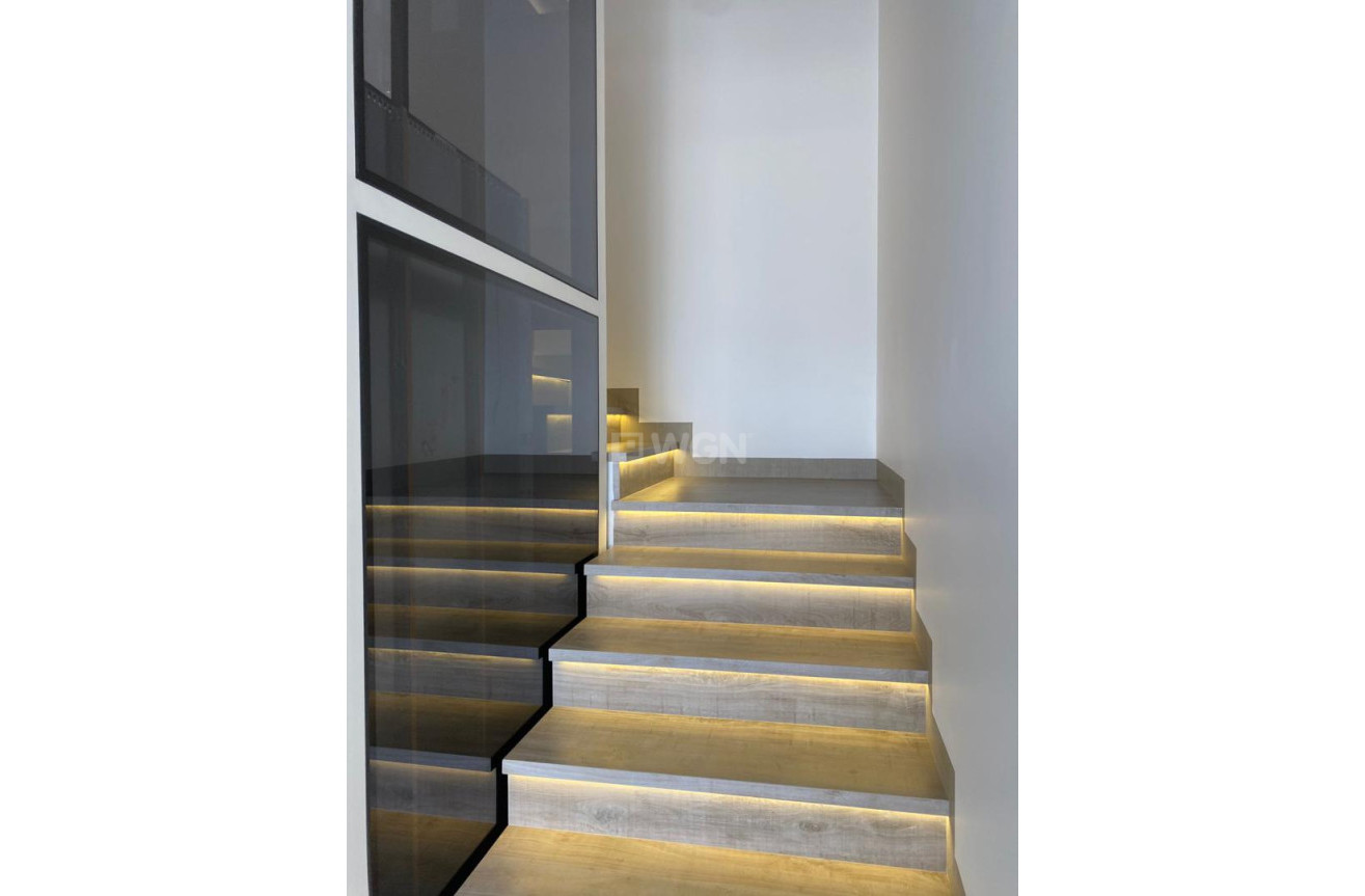 Odsprzedaż - Villa - El Campello - Costa Blanca