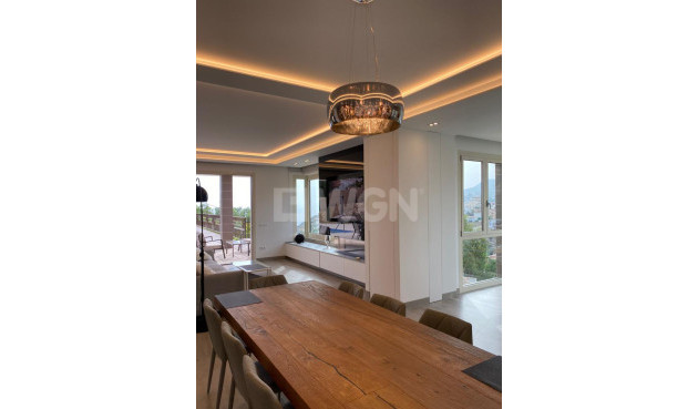 Odsprzedaż - Villa - El Campello - Costa Blanca