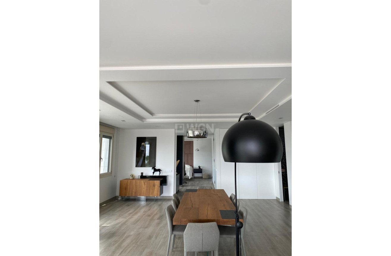 Odsprzedaż - Villa - El Campello - Costa Blanca