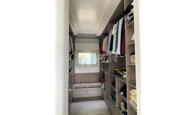 Odsprzedaż - Villa - El Campello - Costa Blanca